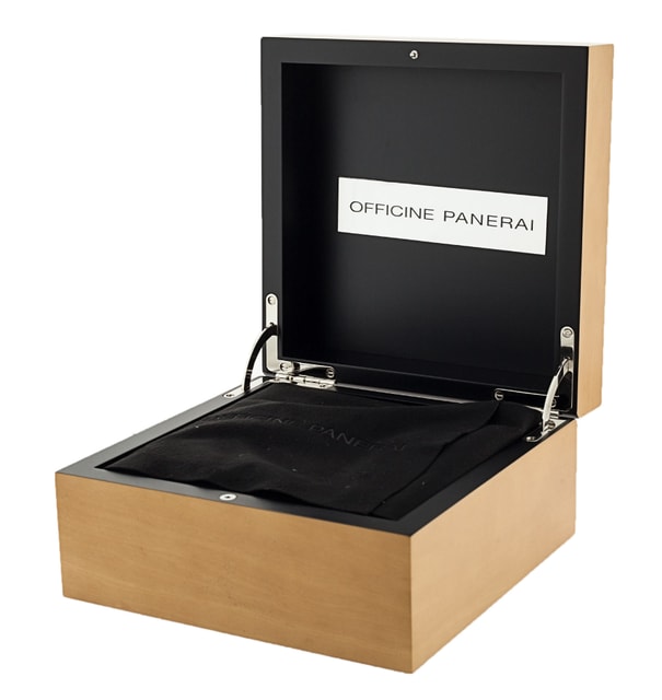 Panerai Radiomir Automatic PAM00572 Image 5